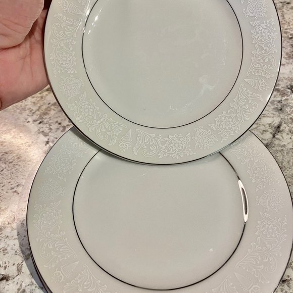 Vintage Lovelace by Crown Victoria Fine China - Replacement Bread/Butter Plate - Picture 3 of 4